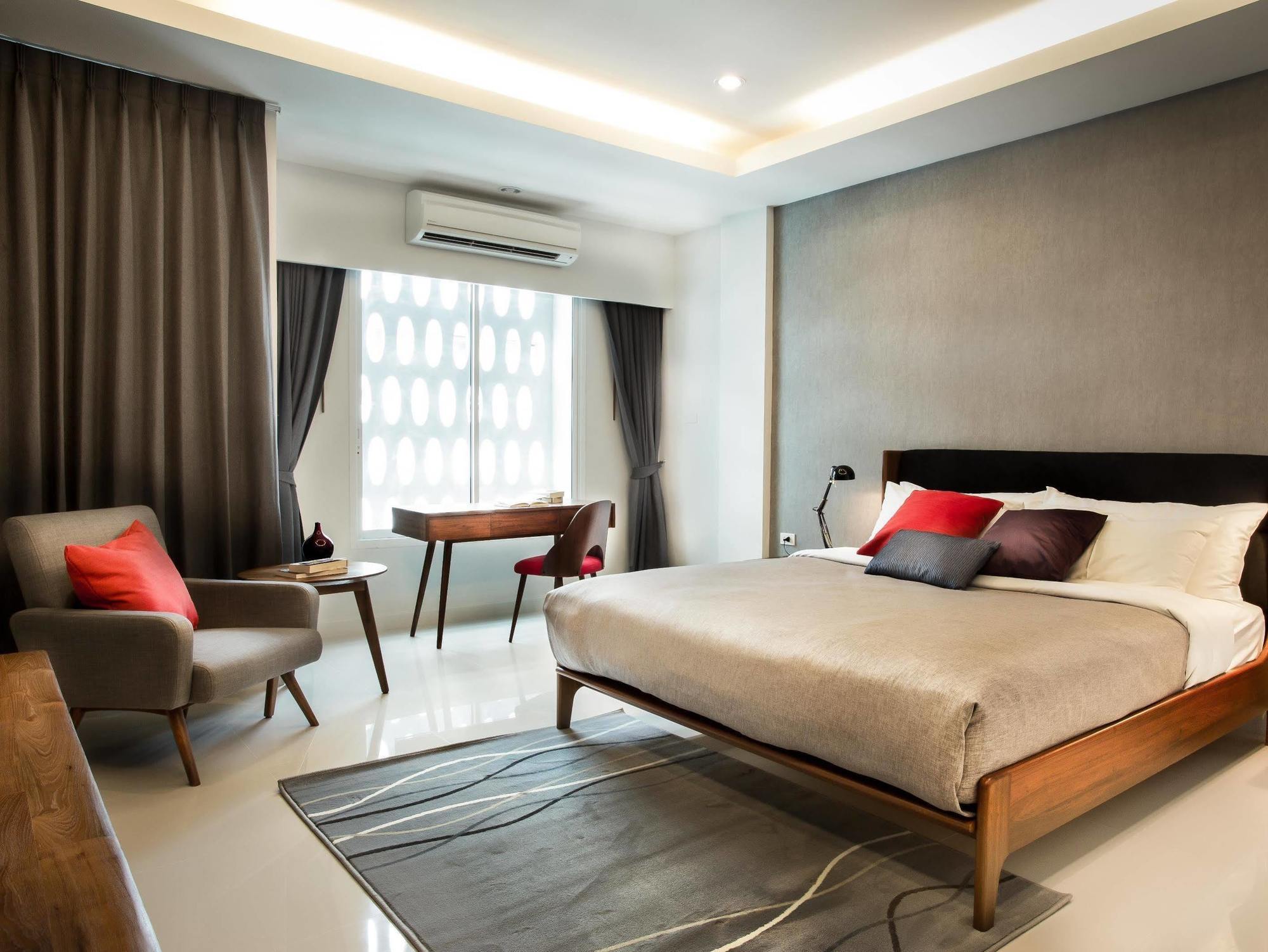Tolani Nimman Villa Chiang Mai Esterno foto